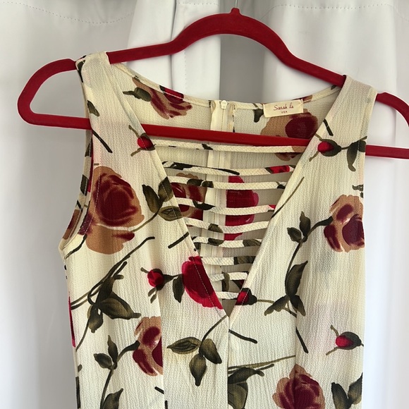 Floral Romper - Picture 11 of 15